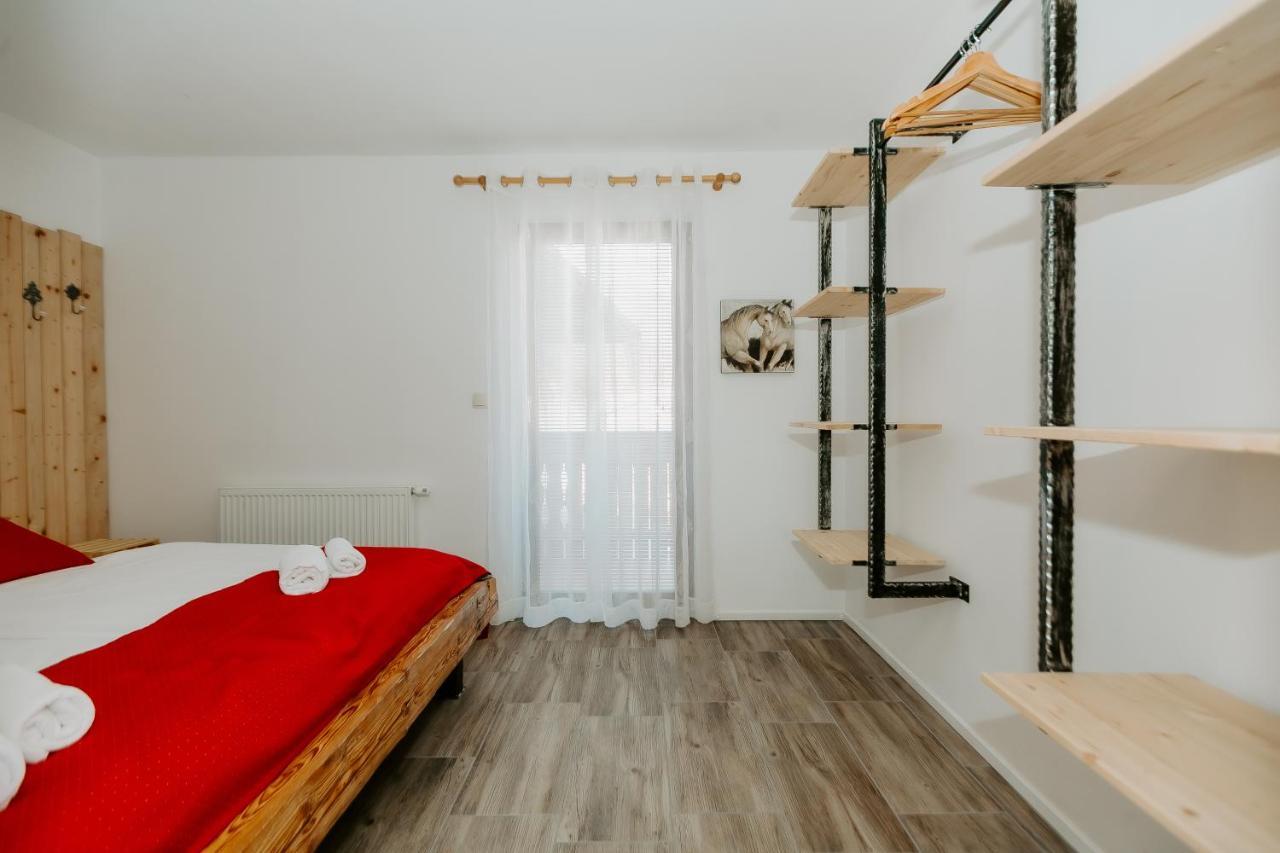 רדובליצ'ה Mama Mia Apartments מראה חיצוני תמונה